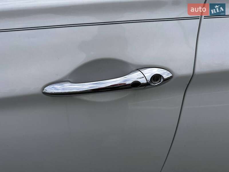 Седан Hyundai Sonata 2013 в Киеве фото 19 Седан Hyundai Sonata 2013 в Киеве