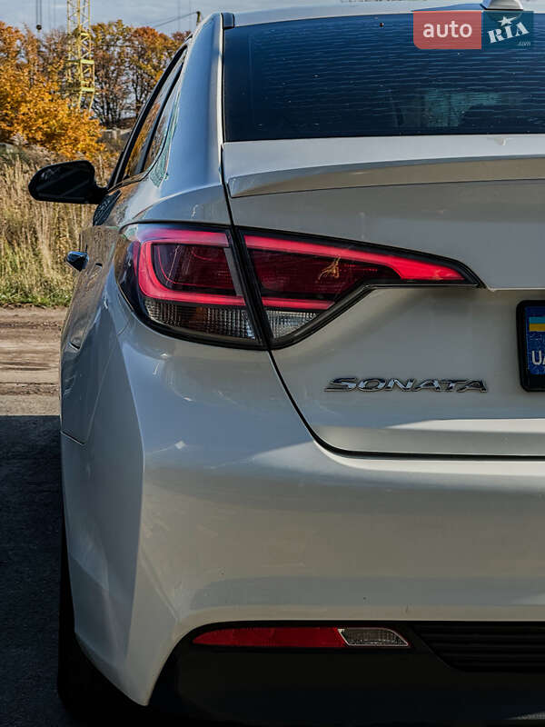 Седан Hyundai Sonata 2015 в Чернігові