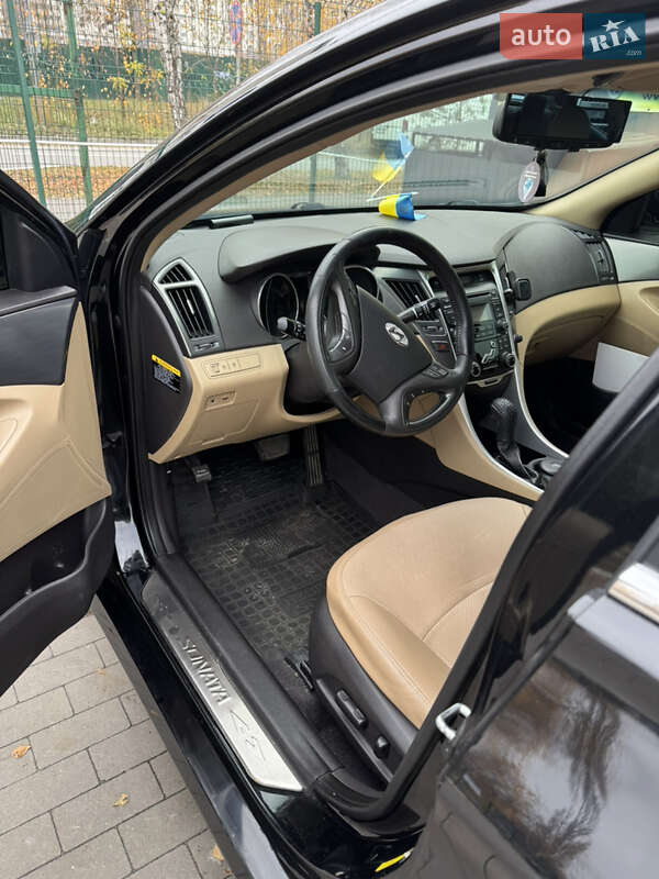 Седан Hyundai Sonata 2012 в Киеве