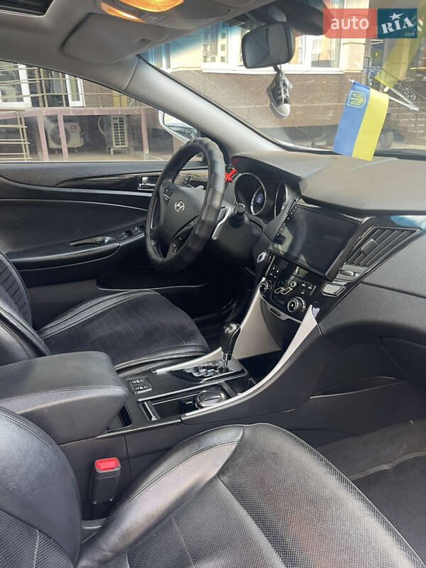 Седан Hyundai Sonata 2010 в Одессе