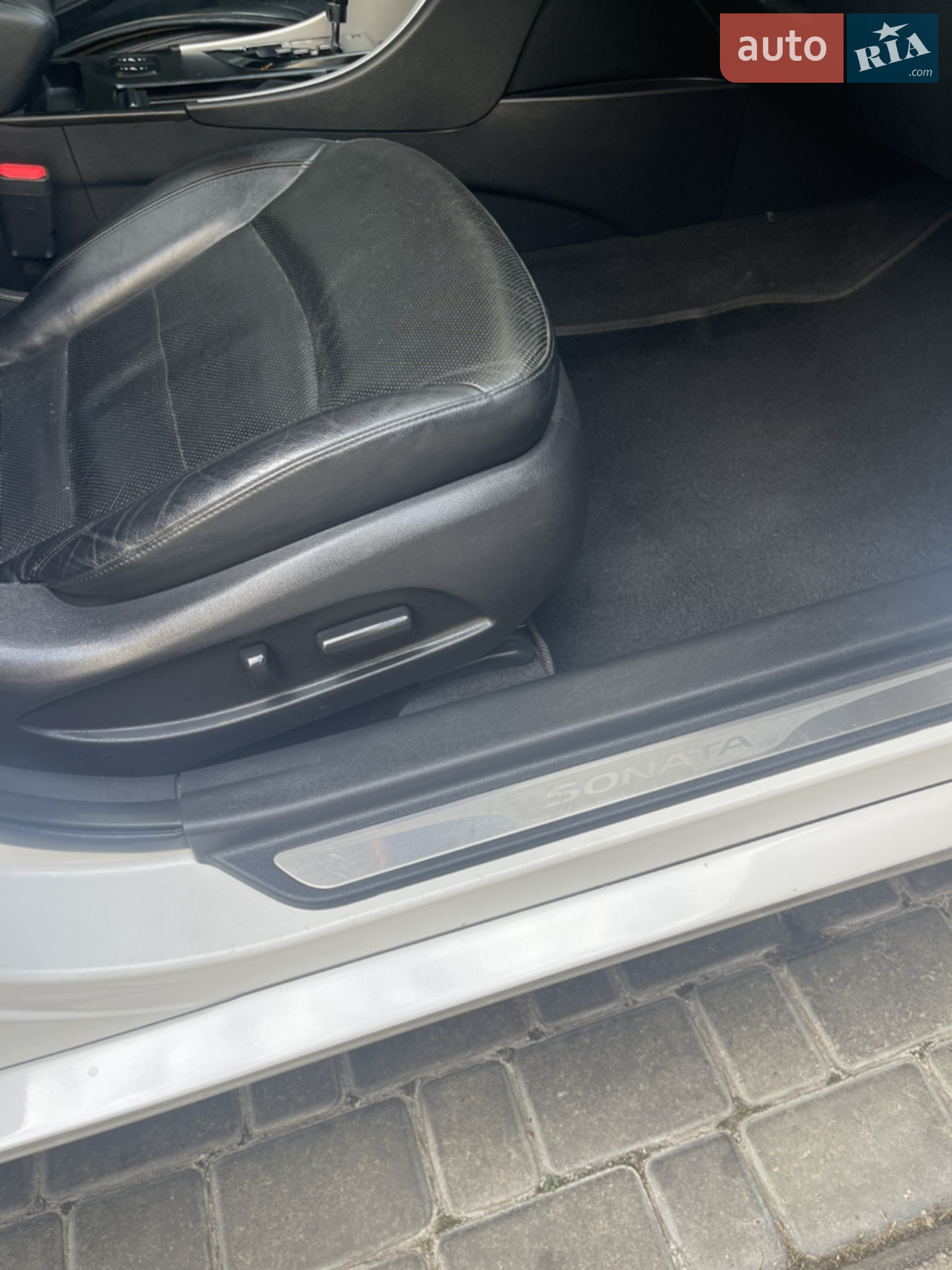 2010 Hyundai Sonata - мініатюра 14