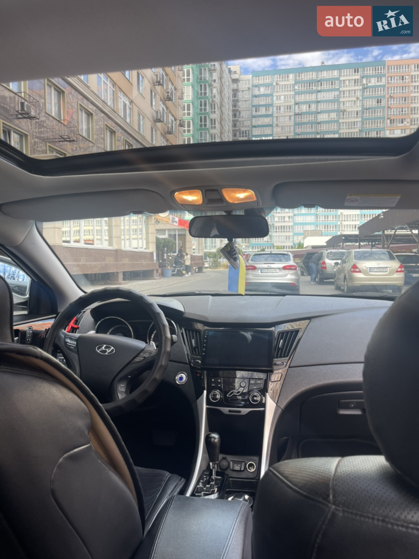 2010 Hyundai Sonata - мініатюра 17