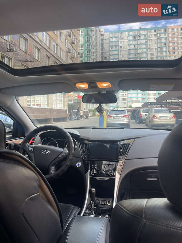 Седан Hyundai Sonata 2010 в Одессе