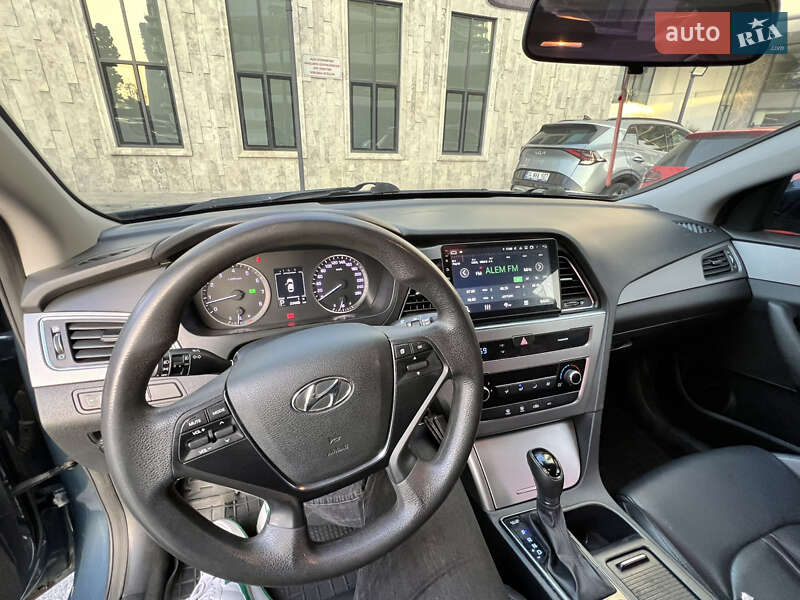 Седан Hyundai Sonata 2015 в Киеве фото 16 Седан Hyundai Sonata 2015 в Киеве