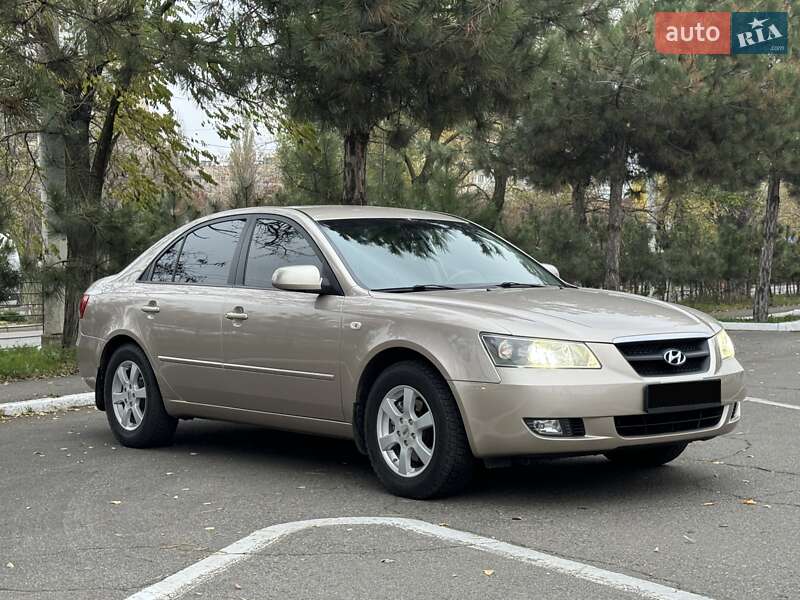 Седан Hyundai Sonata 2007 в Одессе