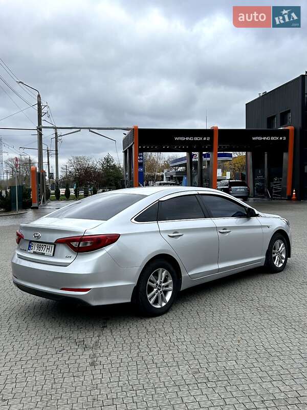 Седан Hyundai Sonata 2015 в Полтаві