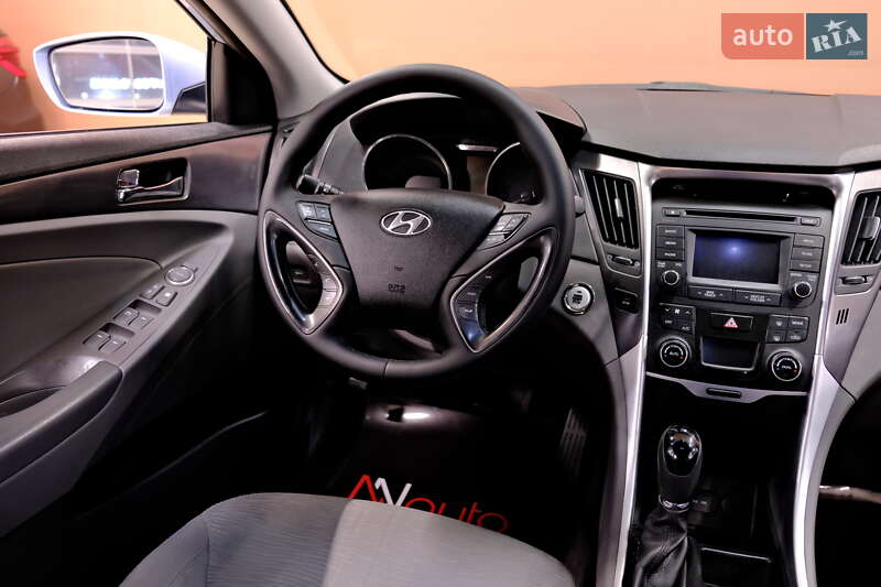 Седан Hyundai Sonata 2014 в Одессе