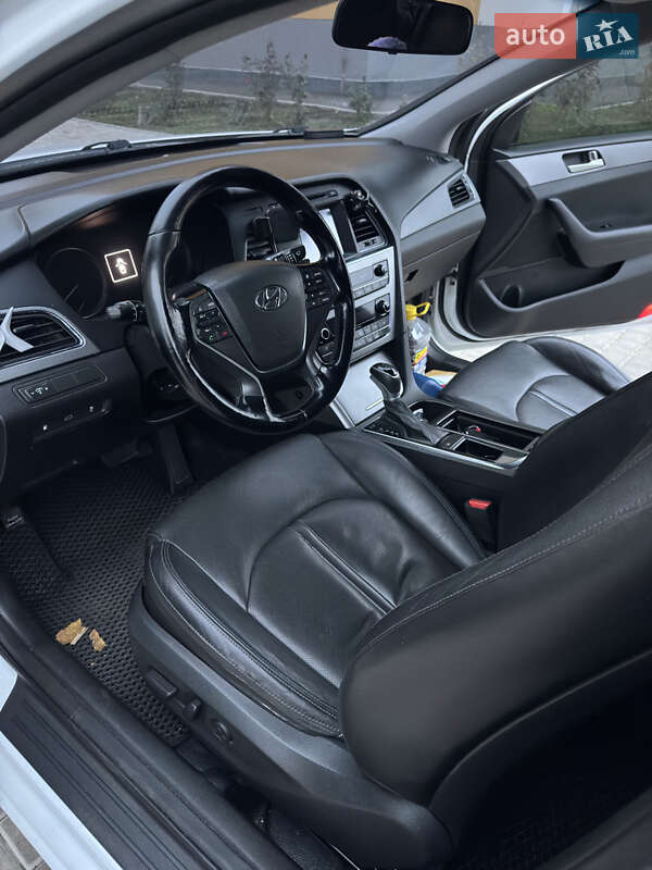 Седан Hyundai Sonata 2014 в Одессе
