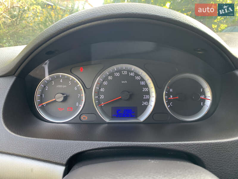 Седан Hyundai Sonata 2008 в Львове