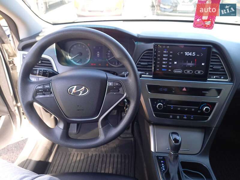 Седан Hyundai Sonata 2015 в Черкассах