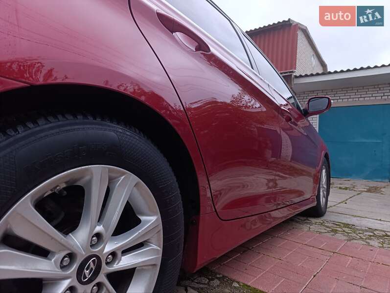 Седан Hyundai Sonata 2014 в Киеве