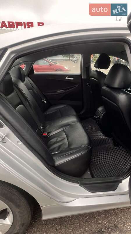 Седан Hyundai Sonata 2014 в Николаеве фото 10 Седан Hyundai Sonata 2014 в Николаеве