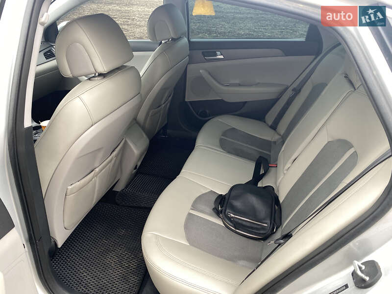 Седан Hyundai Sonata 2014 в Любашевке