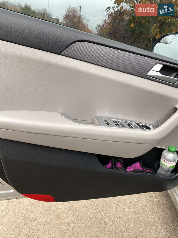 Седан Hyundai Sonata 2014 в Любашевке