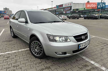 Седан Hyundai Sonata 2005 в Киеве