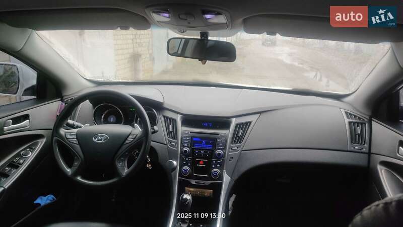 Седан Hyundai Sonata 2013 в Нетешине фото 5 Седан Hyundai Sonata 2013 в Нетешине