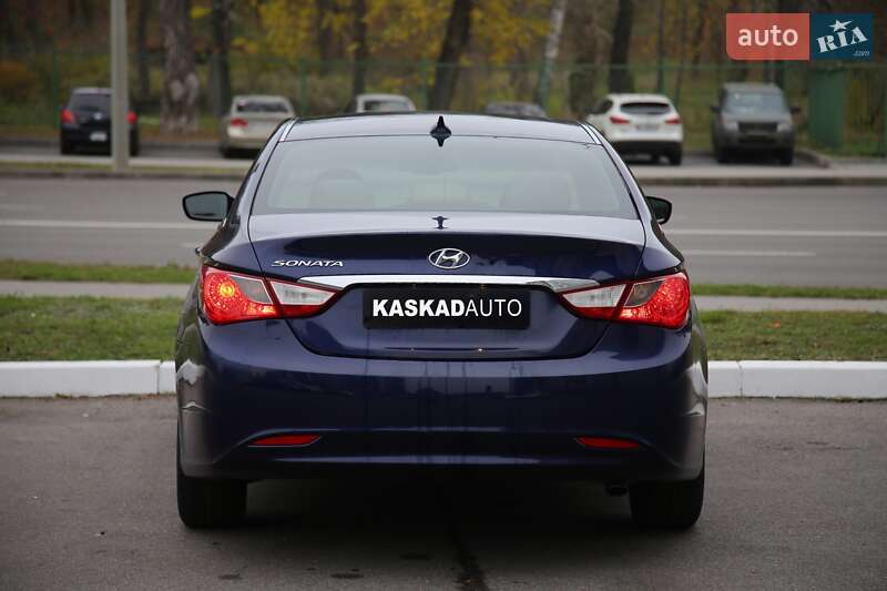 Седан Hyundai Sonata 2013 в Харкові