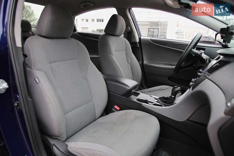 Седан Hyundai Sonata 2013 в Харкові