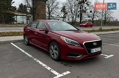 Седан Hyundai Sonata 2015 в Рівному
