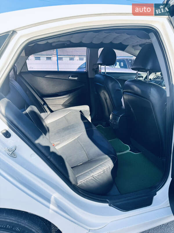 Седан Hyundai Sonata 2012 в Житомире