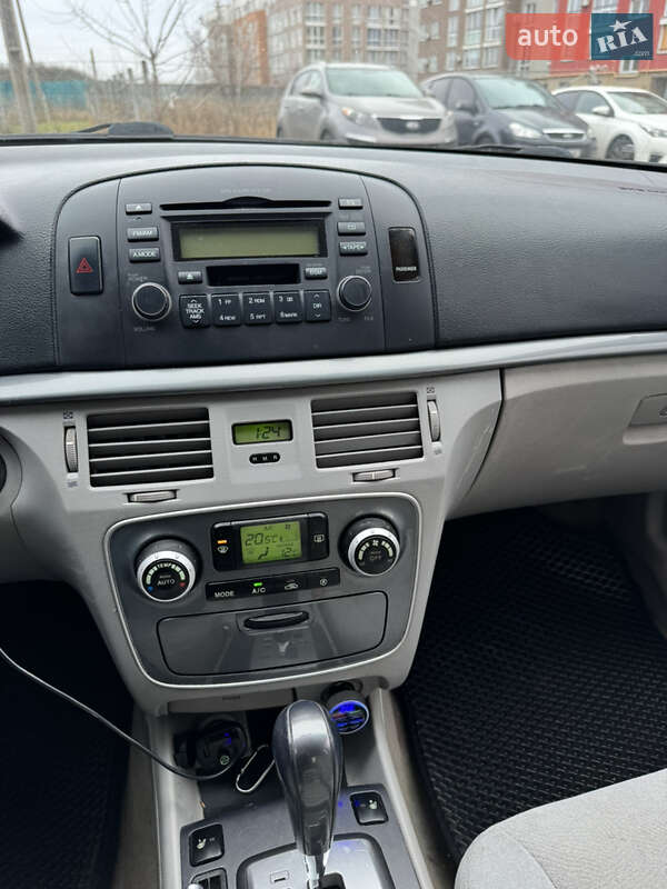 Седан Hyundai Sonata 2006 в Києві