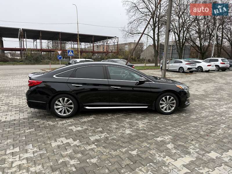 Седан Hyundai Sonata 2016 в Ужгороде