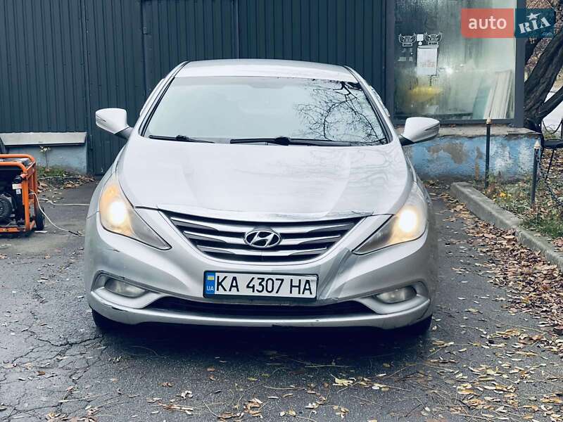 Седан Hyundai Sonata 2013 в Киеве