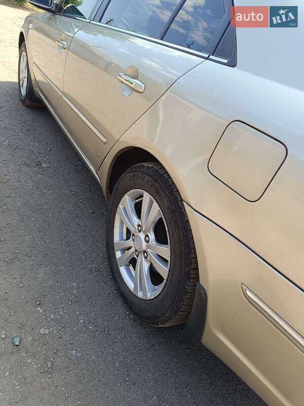 Седан Hyundai Sonata 2008 в Першотравенске фото 24 Седан Hyundai Sonata 2008 в Першотравенске