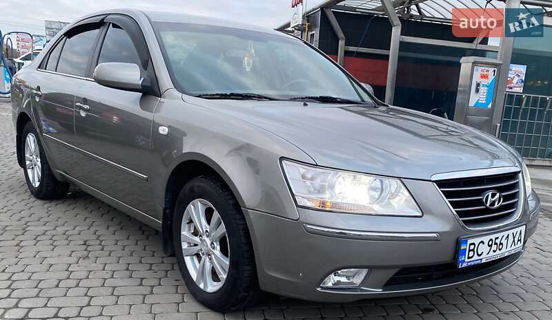 Седан Hyundai Sonata 2008 в Львове