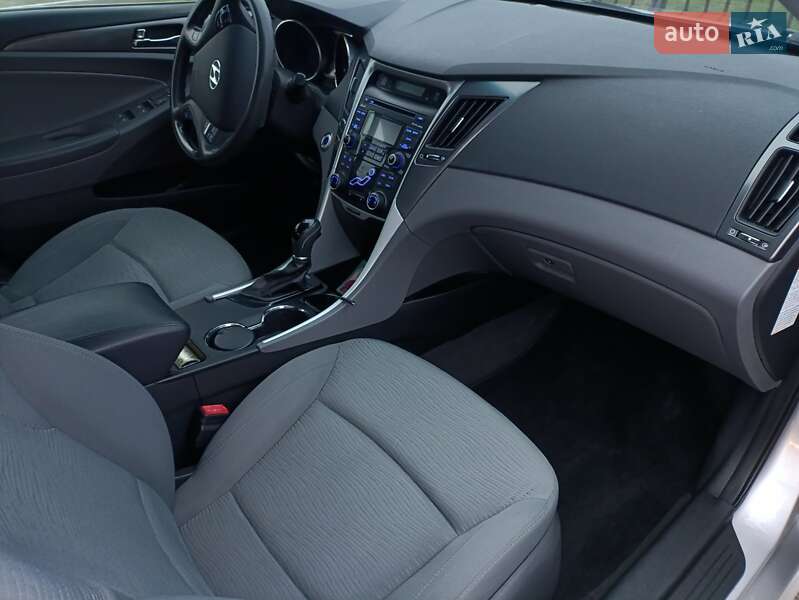 Седан Hyundai Sonata 2012 в Луцке фото 23 Седан Hyundai Sonata 2012 в Луцке