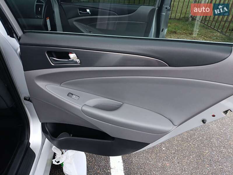 Седан Hyundai Sonata 2012 в Луцке фото 37 Седан Hyundai Sonata 2012 в Луцке