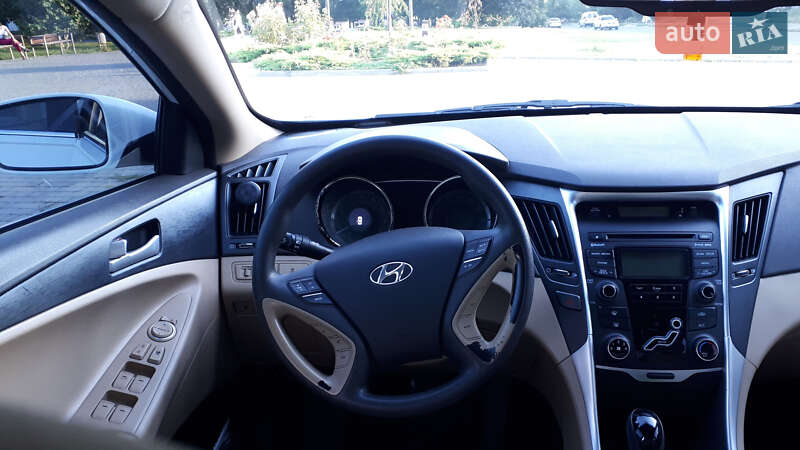 Седан Hyundai Sonata 2013 в Киеве