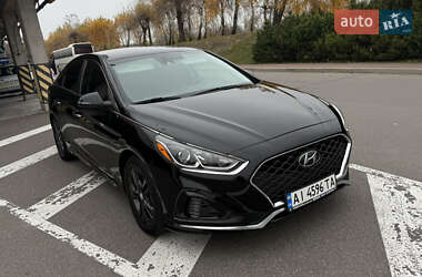 Седан Hyundai Sonata 2017 в Киеве
