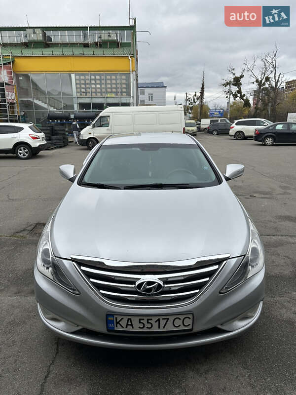 Седан Hyundai Sonata 2013 в Крюковщине фото Седан Hyundai Sonata 2013 в Крюковщине