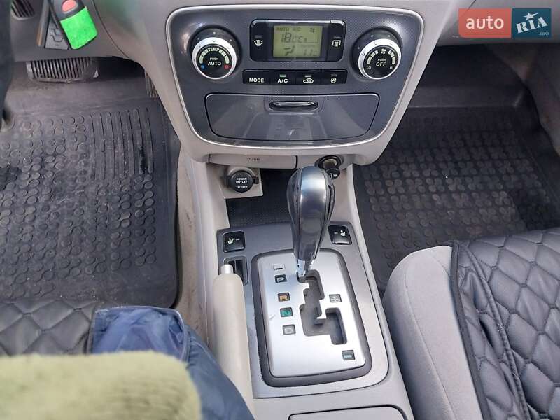 Седан Hyundai Sonata 2006 в Миколаєві