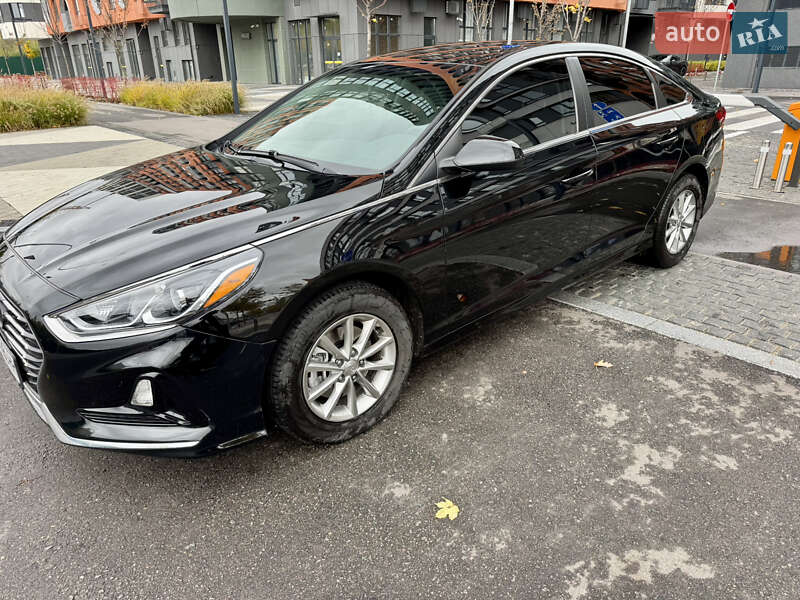 Седан Hyundai Sonata 2018 в Киеве