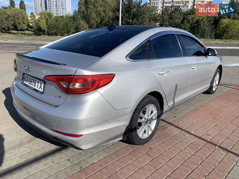 Седан Hyundai Sonata 2016 в Киеве