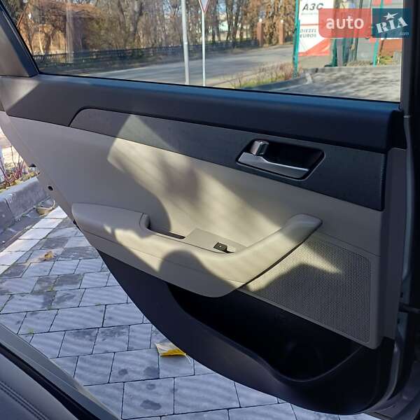 Седан Hyundai Sonata 2016 в Львове