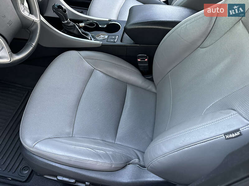 Седан Hyundai Sonata 2013 в Одессе фото 74 Седан Hyundai Sonata 2013 в Одессе
