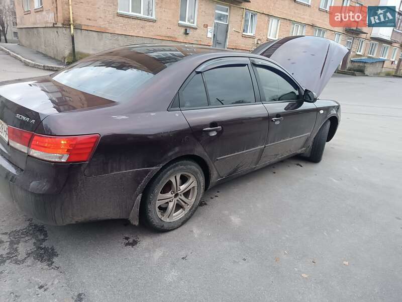 Седан Hyundai Sonata 2007 в Хмельнике