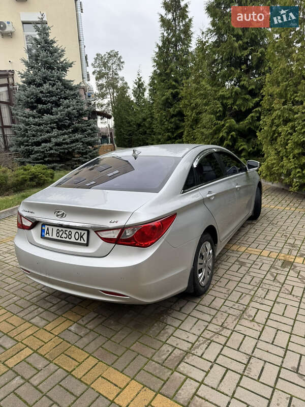 Седан Hyundai Sonata 2013 в Ирпене