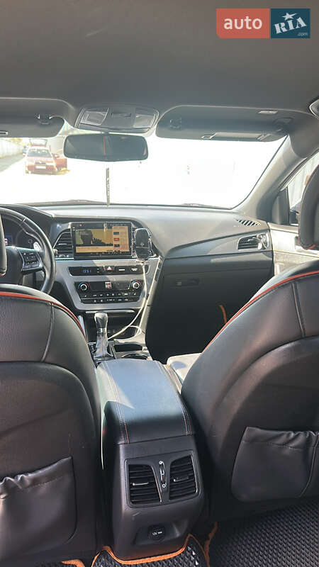 Седан Hyundai Sonata 2015 в Киеве