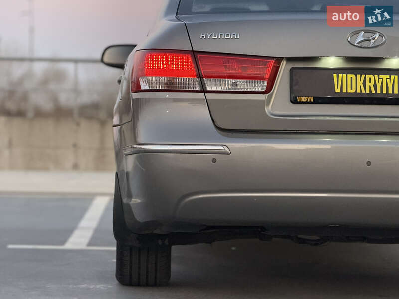 Седан Hyundai Sonata 2008 в Киеве