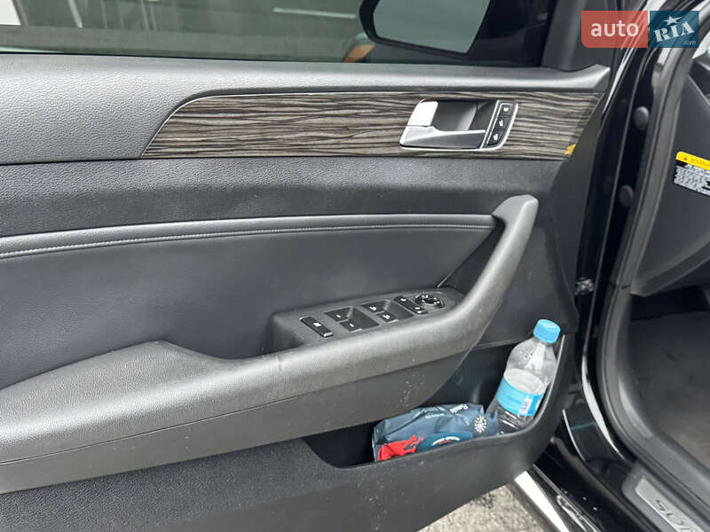 Седан Hyundai Sonata 2015 в Киеве фото 24 Седан Hyundai Sonata 2015 в Киеве