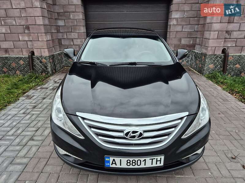 Седан Hyundai Sonata 2013 в Богуславе