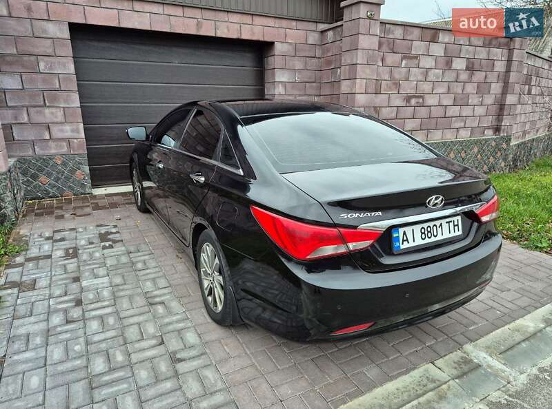 Седан Hyundai Sonata 2013 в Богуславе