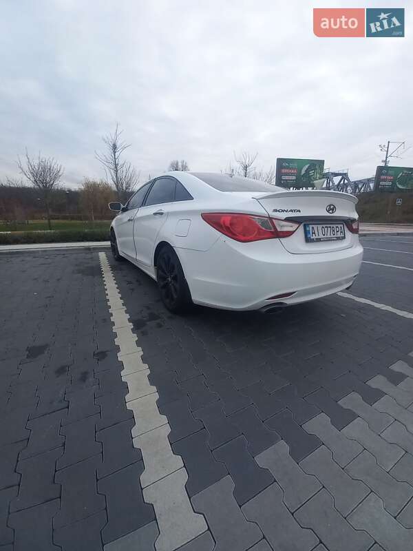 Седан Hyundai Sonata 2012 в Ирпене