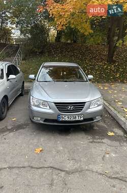 Седан Hyundai Sonata 2008 в Львове