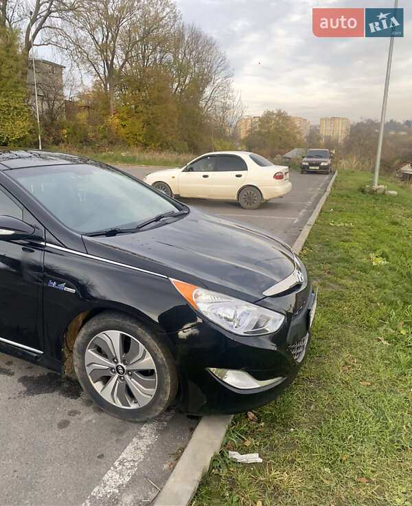 Седан Hyundai Sonata 2014 в Тернополі