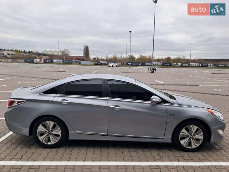 Седан Hyundai Sonata 2014 в Києві